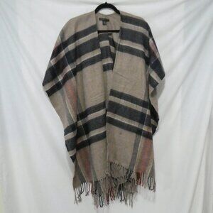 DO EVERYTHING IN LOVE | OS - one size | Plaid Fringed Poncho with Neutral Tones